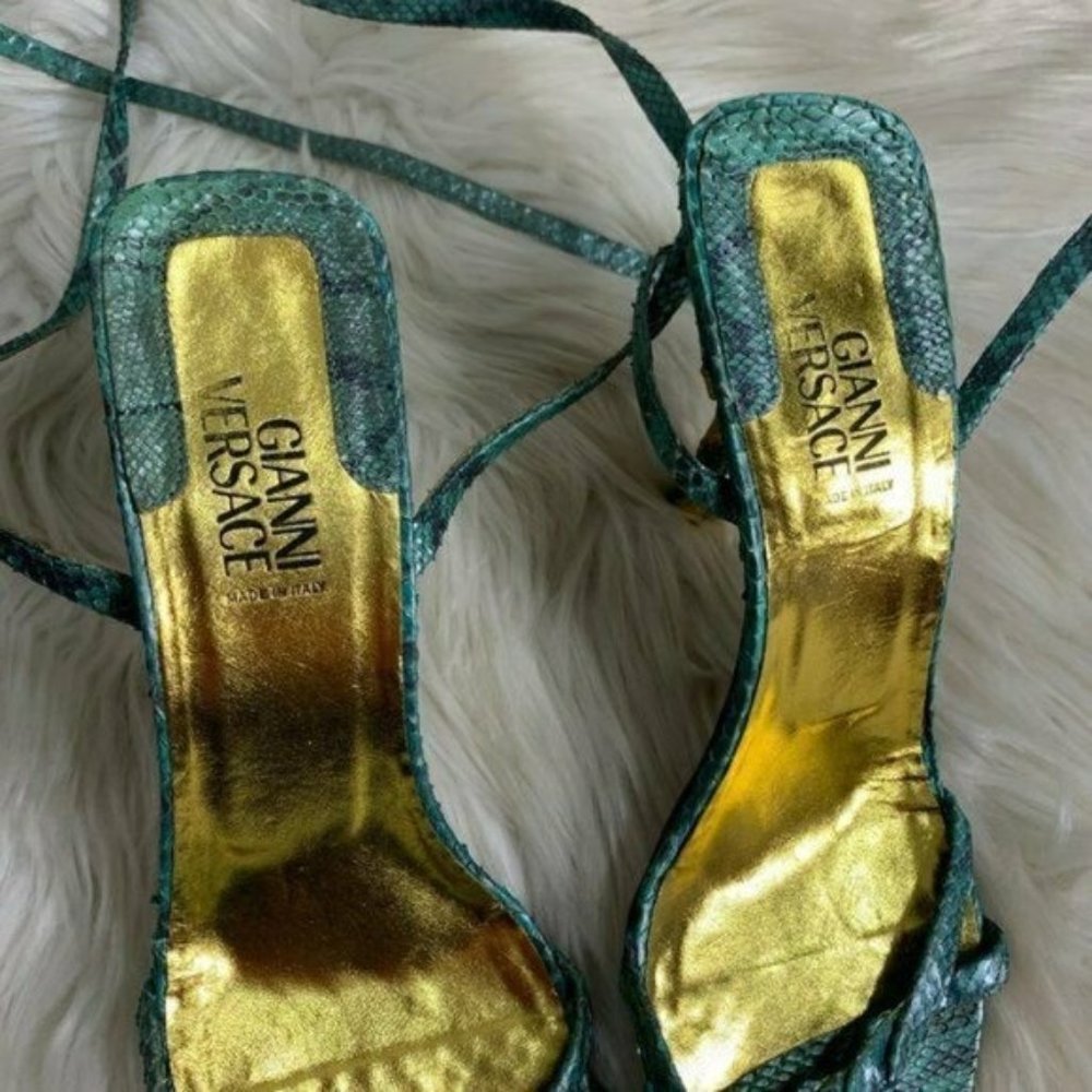 Gianni Versace Couture New Python Strappy Heels Si - image 2